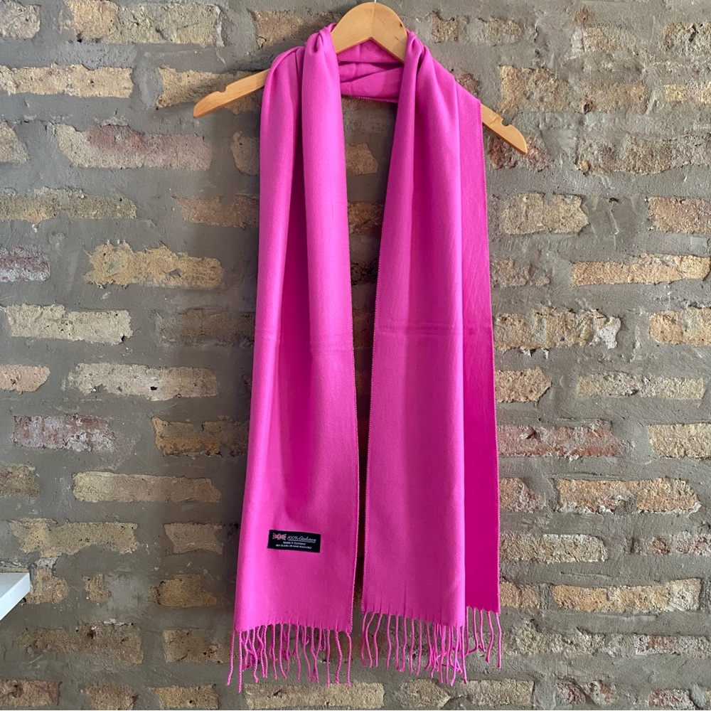 100% CASHMERE FUCHSIA SCARF